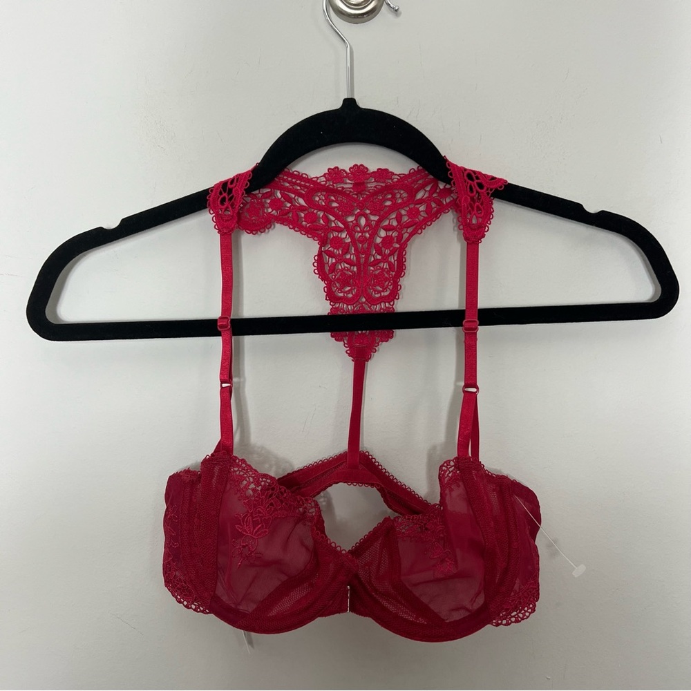 Intimately Free People Red Lace Underwire Bra Racer Back Size 32A 857